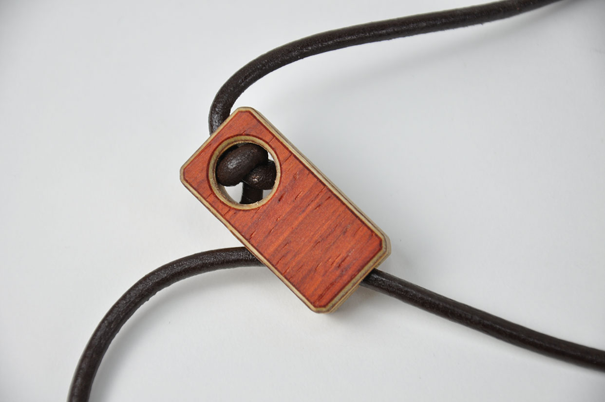 KaJoKu Stachelbrett Holz Cello Violoncello Buche Eiche Padouk schnell verstellbar Kathrin und Johannes Kurz Röschitz NOE